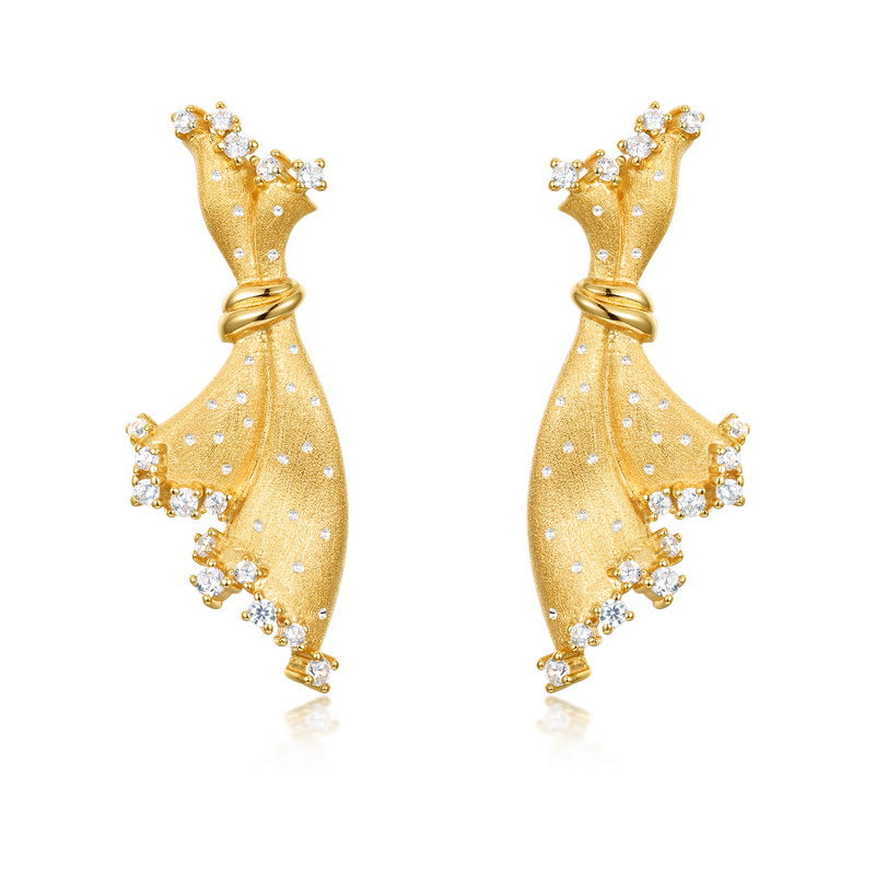 Additional view 6 of the VYLOREN Mini Skirt Brushed Earrings
