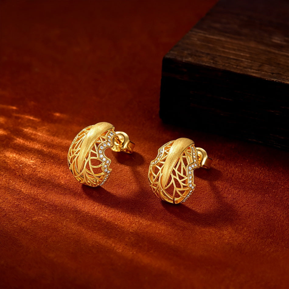 Additional view 5 of the VYLOREN Vintage Lace Leaf Earrings