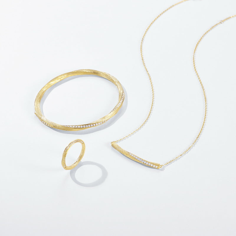 Additional view 4 of the VYLOREN Möbius Zircon Bangle