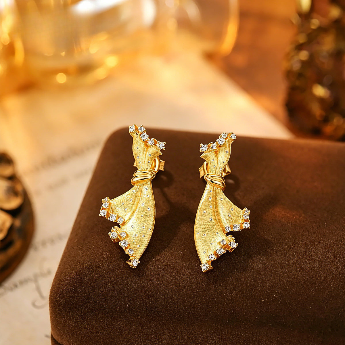 Additional view 2 of the VYLOREN Mini Skirt Brushed Earrings