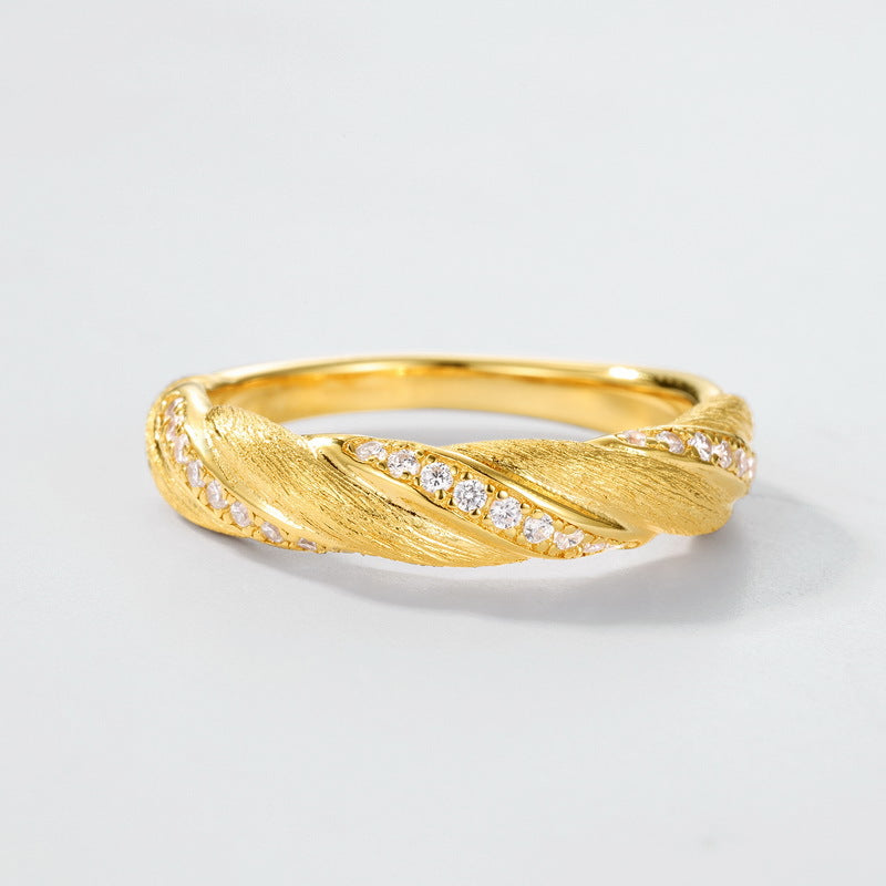 Additional view 4 of the VYLOREN Möbius Brushed Ring